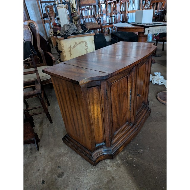 1960s Century Furniture Walnut Flip-Top Bar Cabinet Server With Black Laminate For Sale - Image 13 of 15