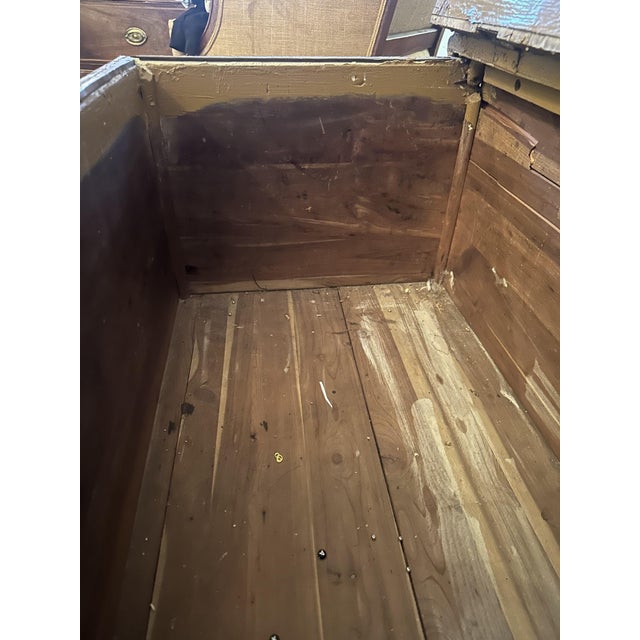 Goldenrod 1940s Cavalier Blanket Chest For Sale - Image 8 of 8