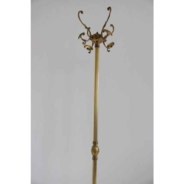 Italian Hollywood Regency Brass Coat Rack with Rotating Crown and Marble Base, 1960s For Sale - Image 9 of 17