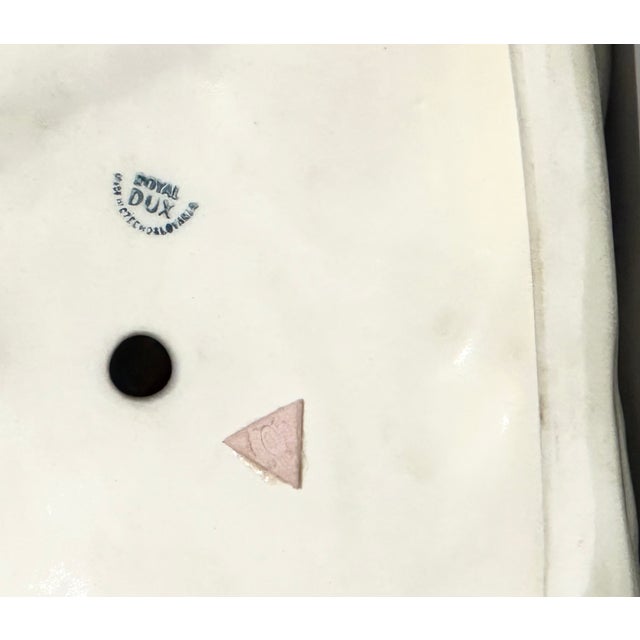 Large Mid 20th Century Royal Dux Porcelain Hunting Dog With Pheasant. For Sale - Image 6 of 8