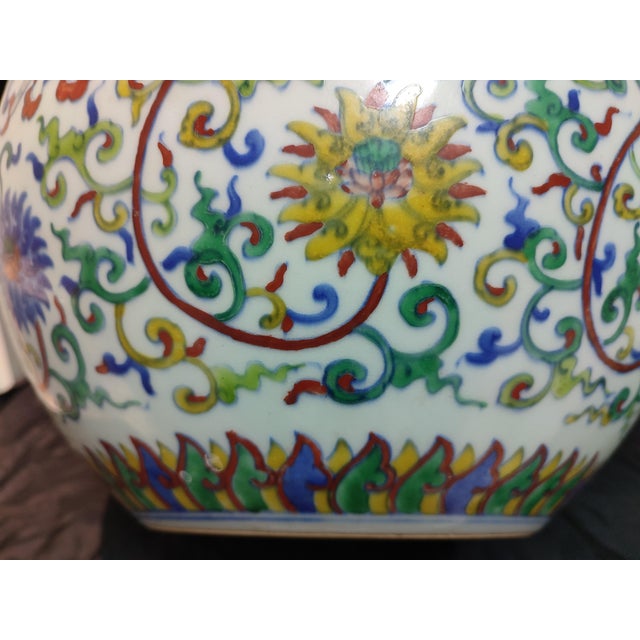 "W-27cm,H-45.5cm Experience the beauty and elegance of Chinese history with our Chinese Vintage Porcelain Handcrafted with...