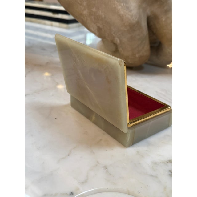 Italian Onyx and Brass Jewelry Box With Velvet Lining, 1960 For Sale In Los Angeles - Image 6 of 8
