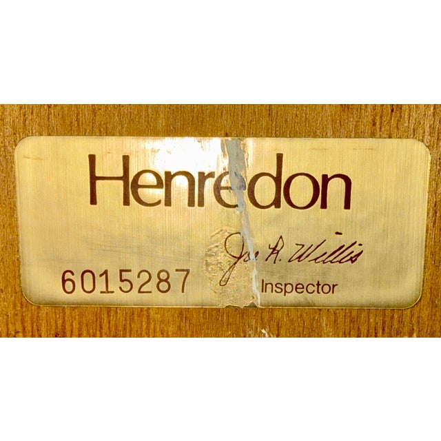 Mid-Century Modern 1980s Henredon Gentleman's Chest / Highboy Dresser -- Bookmatched Diamond Veneer For Sale - Image 3 of 4