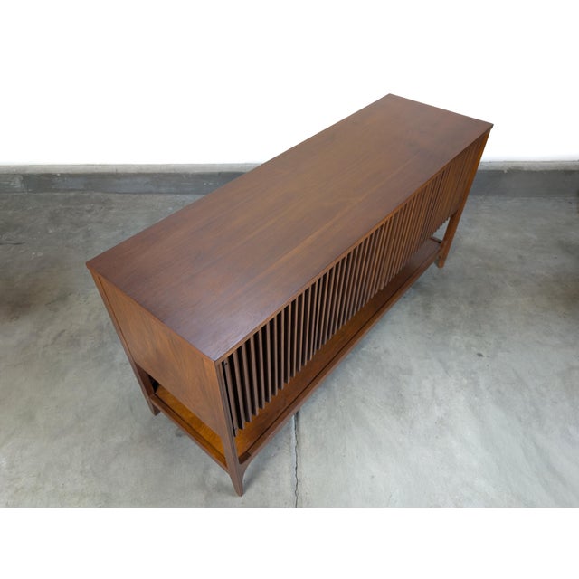 Mid Century Modern Walnut Console by Broyhill, Brasilia Collection, C1960s For Sale In Los Angeles - Image 6 of 15
