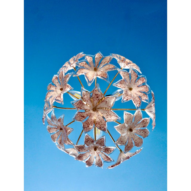 1970s Exquisite Mid-Century Murano Glass Floral Chandelier, 1970s For Sale - Image 5 of 7