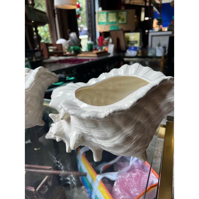 1970s Pair of Large White Ceramic Shell Style Planters For Sale - Image 5 of 10