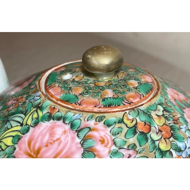 Rose Antique Early 19th Century Chinese Export Rose Medallion Branch Porcelain Teapot For Sale - Image 8 of 13