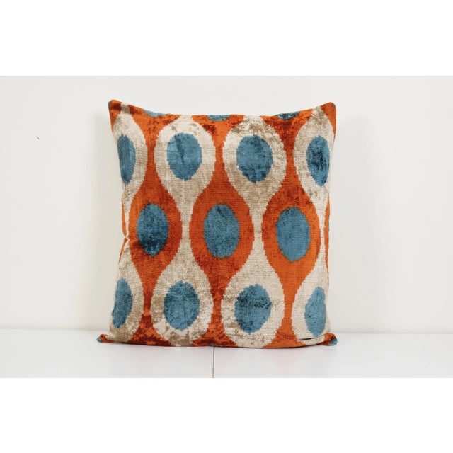 1960s Red Silk Ikat Velvet Pillow Cover 22" X 22" For Sale - Image 5 of 5