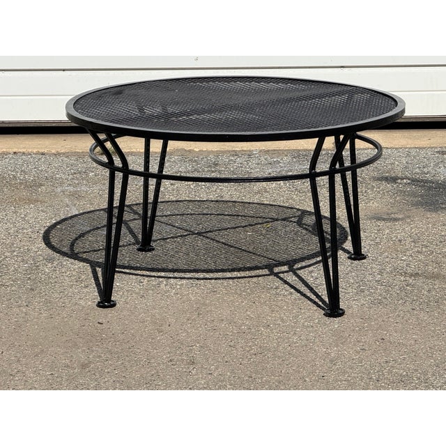 Metal Vintage Woodard Style Outdoor Wrought Iron Round Coffee/ Cocktail Table For Sale - Image 7 of 10