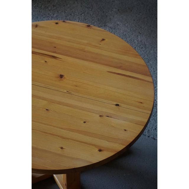 Danish Modern Round Pine Dining Table with Extension Leaves, Denmark, 1970s For Sale - Image 13 of 18