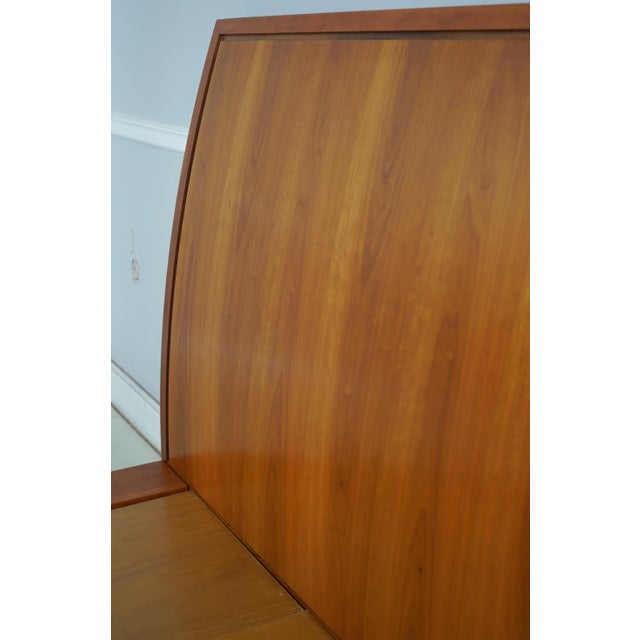 Wood Stickley Cherry Arts & Crafts King Size Platform Bed For Sale - Image 7 of 16