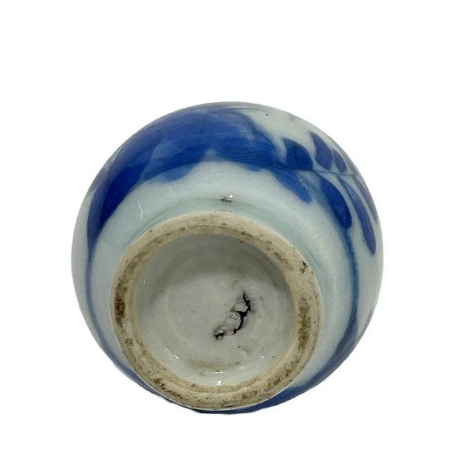 Blue and White Dollhouse Miniature Vases in Chinese Porcelain, 18th Century, Set of 2 For Sale - Image 6 of 12
