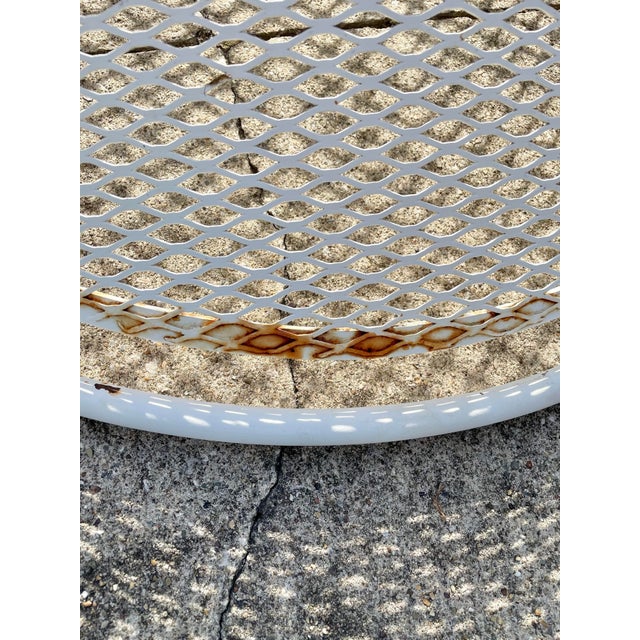 1950s Maurizio Tempestini for Salterini Radar MCM White Wrought Iron Lounge Chairs With Footrests, 4 Pieces For Sale - Image 9 of 12