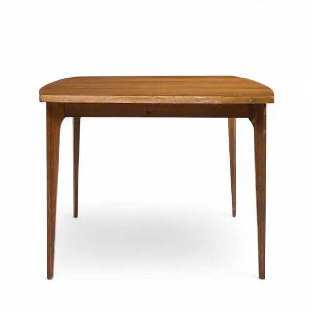 Late 20th Century Broyhill Brasilia Mid Century Expanding Walnut Dining Table With 3 Leaves For Sale - Image 5 of 10