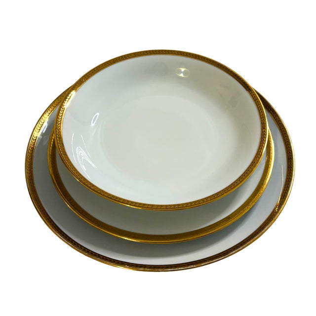 French Arès Prestige Porcelain Dinnerware Set for 12 with Hand-Gilded Gold from Raynaud Limoges, 1980s, Set of 46 For Sale - Image 4 of 11