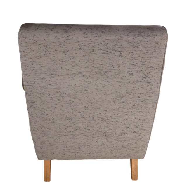 Mid Century Lounge Club Chair in Original Textured Vinyl Upholstery For Sale In New York - Image 6 of 10