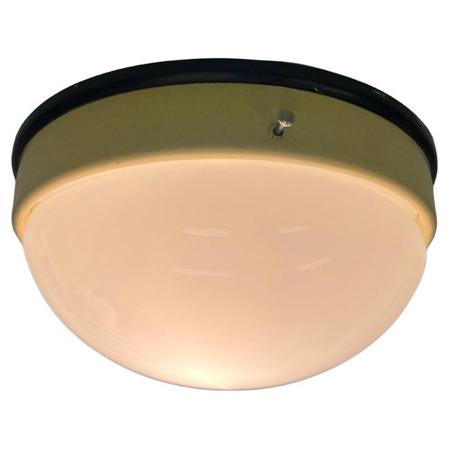 Good original condition. Glass with damage, see the photos, not visible when installed. Around 1940s. New electricity. US...