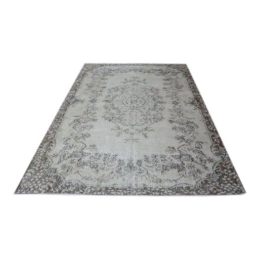 1960s Vintage Turkish Floral Rug - 6′ × 9′ For Sale