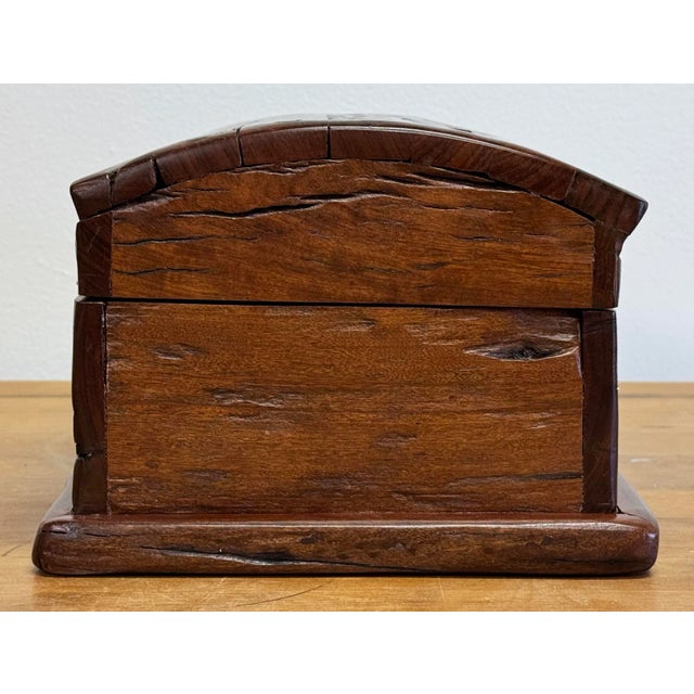 Vintage Distressed Wood Hinged Lid Box For Sale In Kansas City - Image 6 of 10