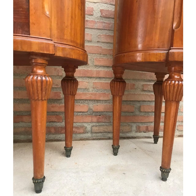 20th Louis XVI Style Marquetry Nightstands with Metal and Mirror Crest, a Pair For Sale - Image 12 of 18