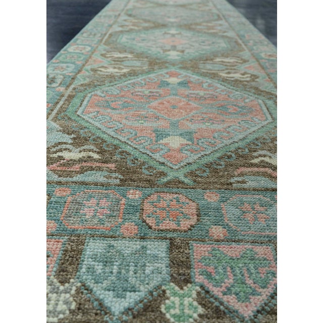 Early 21st Century Turkish Oushak Rug 2'9" x 10'6" #20022 For Sale - Image 5 of 8