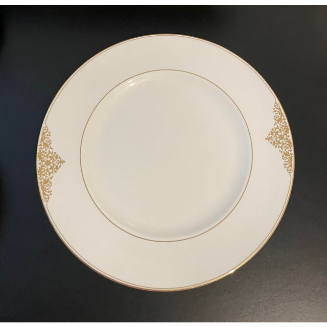 Ceramic 1990s Wedgwood Bone China Vera Wang Empress Jewel Dinner Set- 5 Pieces For Sale - Image 7 of 12