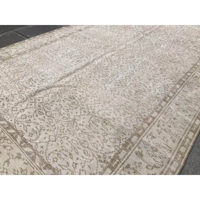 1960s Vintage Tribal Oushak Turkish Rug - 5′2″ × 8′9″ For Sale - Image 5 of 10