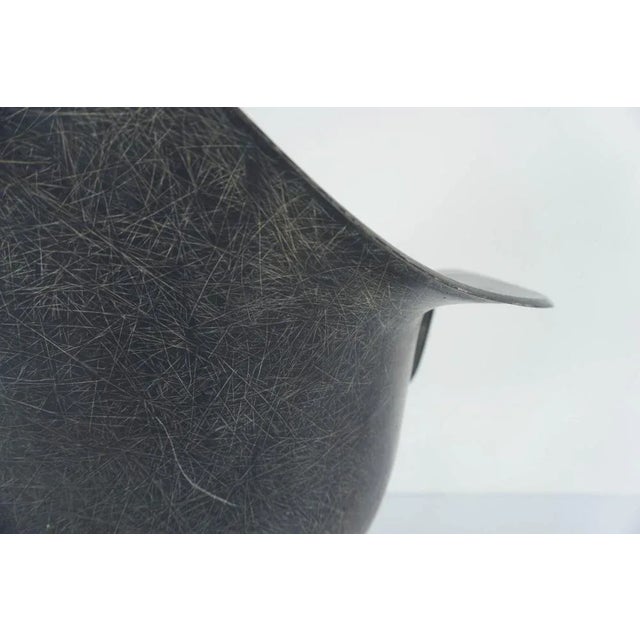 DAX Armchair with Eiffel Tower Base by Charles & Ray Eames for Herman Miller For Sale - Image 6 of 8