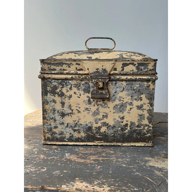 Early 20th Century Antique Weathered Cream-Painted Tin Box, Circa Late 19th - Early 20th Century For Sale - Image 5 of 16