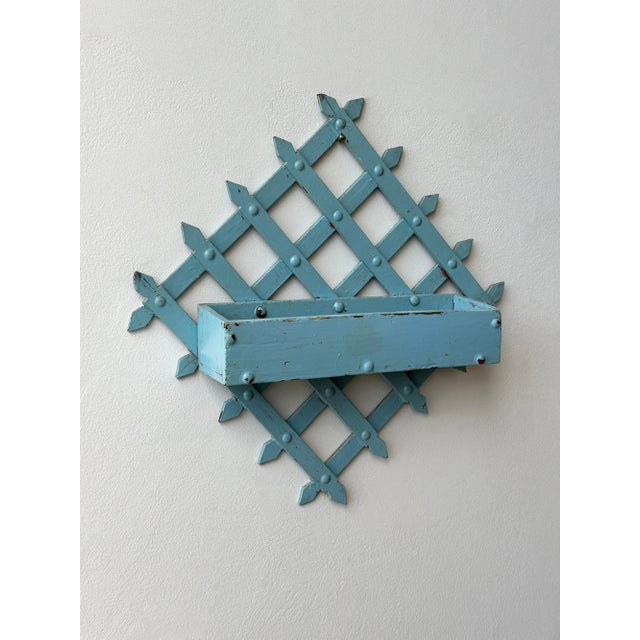 Antique Folk Art Diamond-Form Lattice Back Wall Pocket, Early 20th Century For Sale In New York - Image 6 of 15