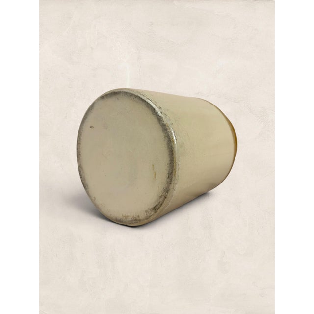 1900 - 1909 Antique English Victorian Salt-Glazed Stoneware Jar For Sale - Image 5 of 6