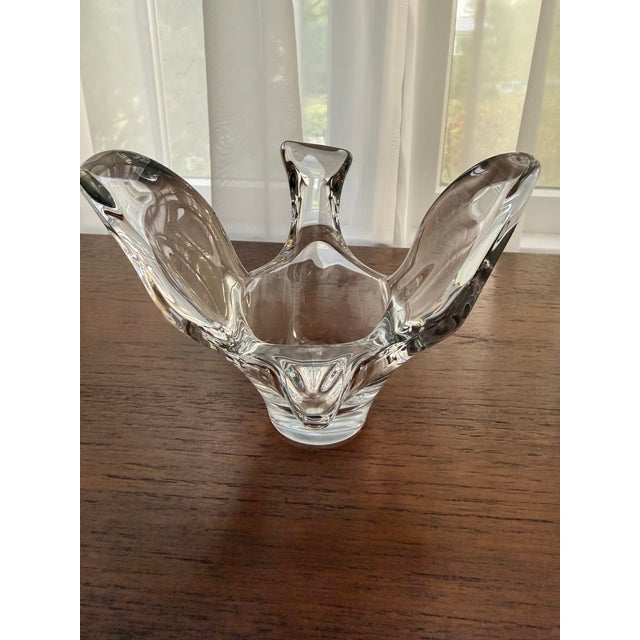 Mid-Century Modern Vintage Mid-Century Modern French Crystal Dove Bird Bowl by Princess House For Sale - Image 3 of 12