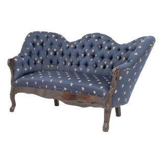 Victorian Button-Tufted Upholstered Walnut Sofa For Sale