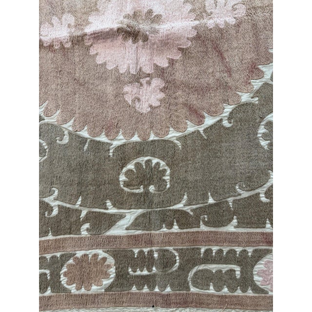 Textile Suzani Tapestry - Vintage Hand-Embroidered Embroidery 4'7'' X 4'8'' For Sale - Image 7 of 16