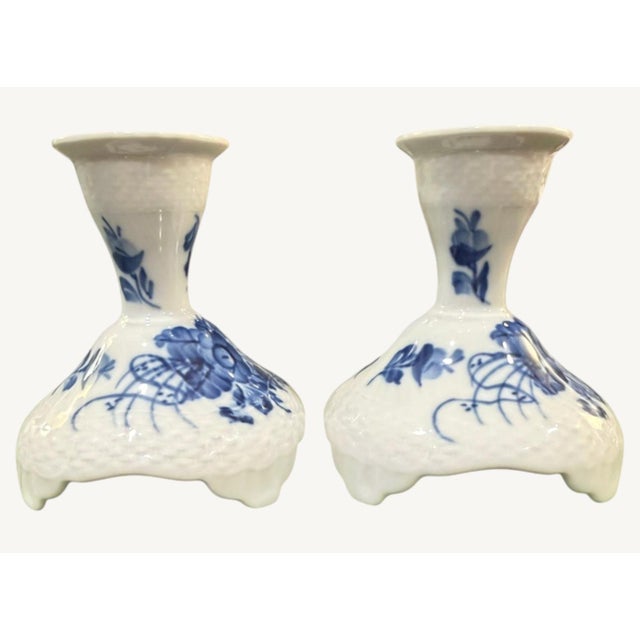 Royal Copenhagen Blue Flower 10/1711 Pair Porcelain Candlesticks Denmark Vintage For Sale - Image 4 of 9