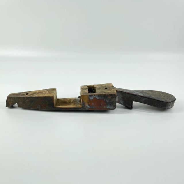 Early 20th Century Early 20th Century Dogon Door Lock Mali MATTER COLLECTION For Sale - Image 5 of 8