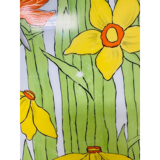 Vintage 70s Franci Villa Vanilla Palm Beach Dinnerware Set | 4 Dinner Plates & 2 Mugs | MCM Floral Ceramic Taste Setter Collection for Amm For Sale - Image 9 of 17