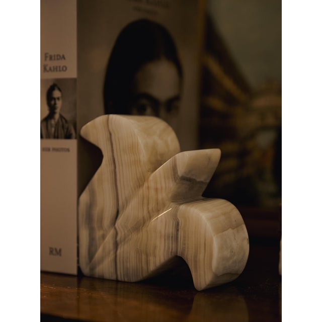 Vintage Hand Carved Striped Onyx Marble Fleur De Lis Bookends For Sale - Image 9 of 9