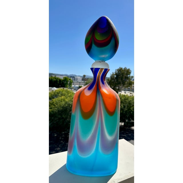 Oversized 25" Signed Cenedese Murano Scavo Art Glass Perfume Bottle, 1990 For Sale In Los Angeles - Image 6 of 10