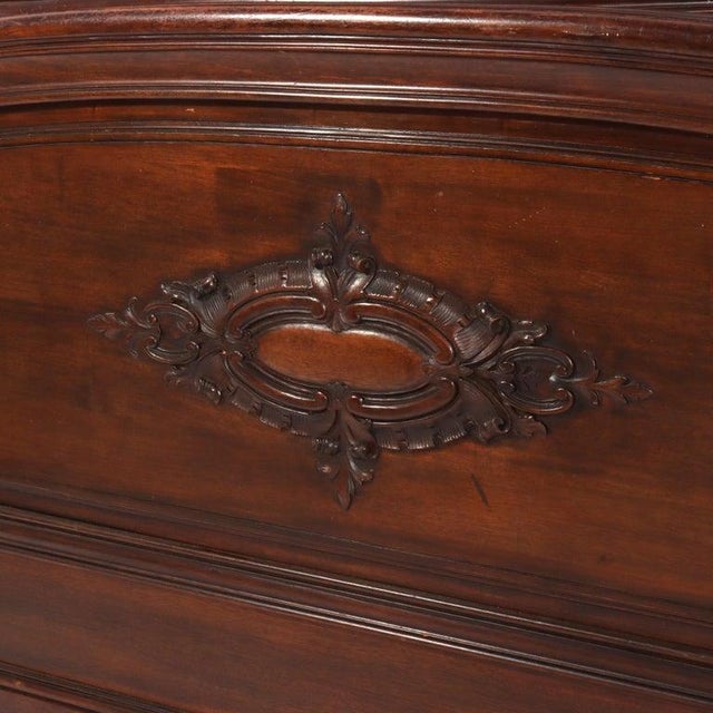 Rj Horner School Carved Mahogany Queen Size Bed Head & Foot Boards Circa 1890 For Sale - Image 4 of 10
