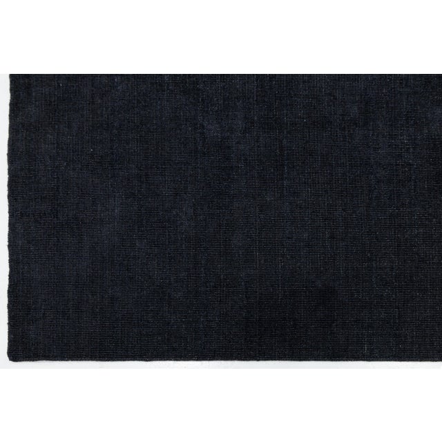 Modern Indian Cut & Loop Wool & Bamboo Silk Rug in Charcoal / Obsidian 9x12 For Sale - Image 4 of 12