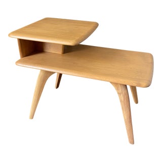 1950s Heywood Wakefield Mid Century Modern 2-Tier Step Side Table For Sale