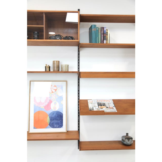 Three-Strip Teak Shelving System by Kai Kristiansen for FM Møbler, 1960s, Set of 16 For Sale - Image 6 of 18
