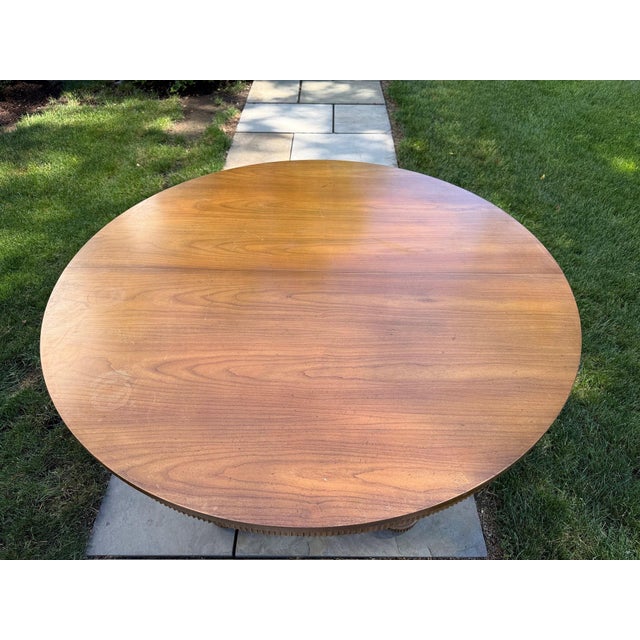 Baker Furniture Company Vintage Baker Large Round Pedestal Extension Dining Table For Sale - Image 4 of 9