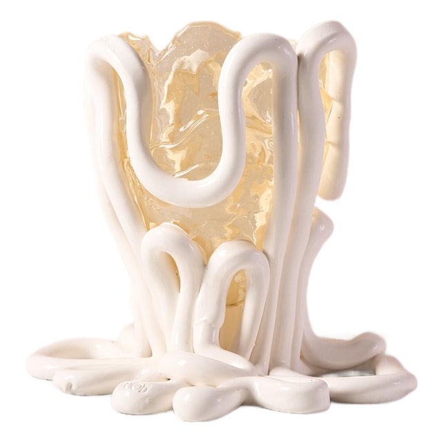 Sculptural Postmodern “Indian Summer Vessel” Vase by Gaetano Pesce for Fish Design in White and Amber Polyurethane Resin For Sale