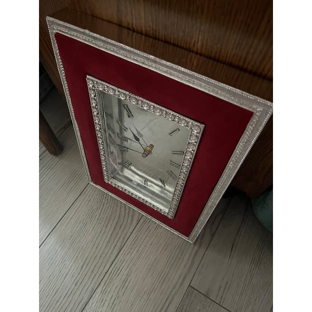 1950s Decorative Mid-Century (1950’s) Italian-Styled, Crushed Diamonds & Red Velvet Framed, Silver Analog Shelf Clock For Sale - Image 5 of 5