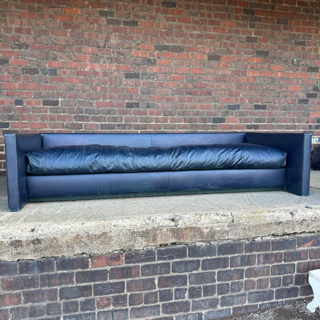 Mid-Century Modern Joseph D’Urso for Knoll Leather Even Arm Sofa – Overscale For Sale - Image 3 of 12