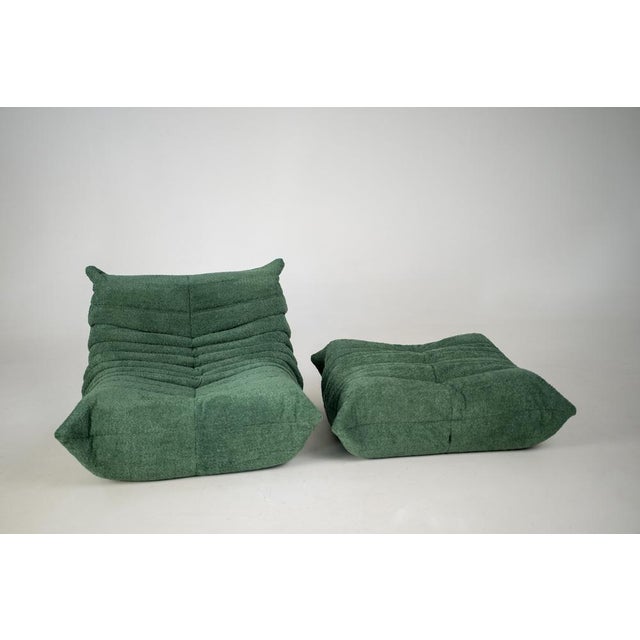 1970s Set of Togo Lounge Chair and Pouf in Emerald Boucle Fabric by Michel Ducaroy for Ligne Roset, 1973 For Sale - Image 5 of 16
