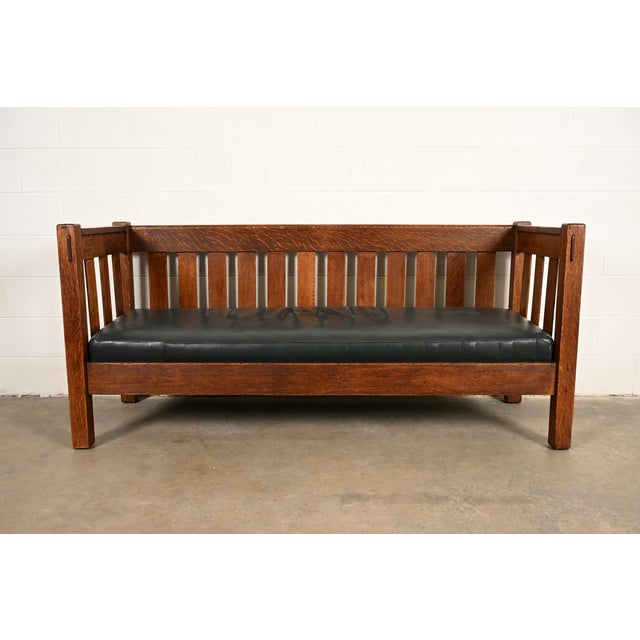 Harden Furniture Antique Mission Oak Arts & Crafts Settle Sofa or Bench, Circa 1910 For Sale - Image 9 of 9