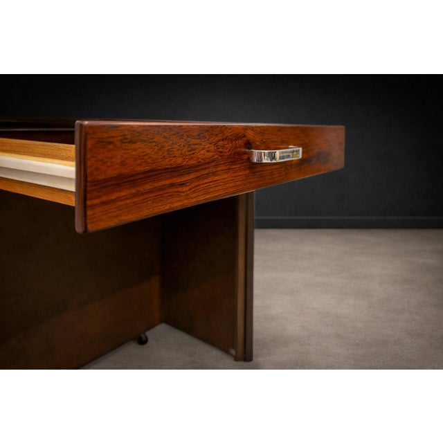 Side Table with Drawers & Wheels in Hardwood, Jorge Zalszupin, 1960s - Lot 567 For Sale - Image 11 of 12